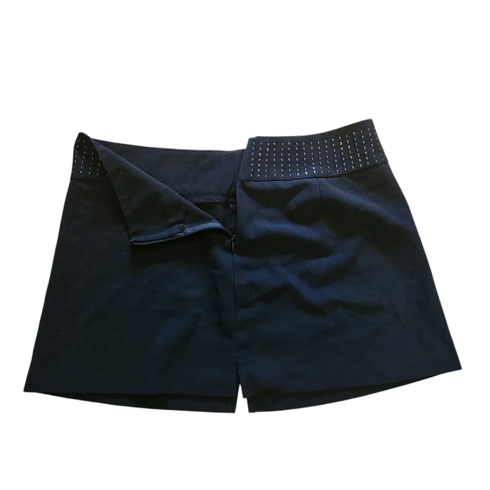 B2G1 FREE! Forever 21 Black Studded Mini Skirt - Picture 3 of 4